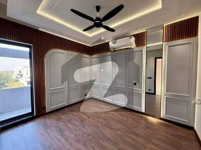 LEASED BANK LOAN APPLICABLE BRAND NEW LUXURY FLAT ALSO AVAILABLE FOR SALE