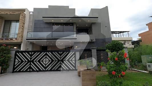 D-12/4 Top location Furnished House For Sale 10.8 Marla