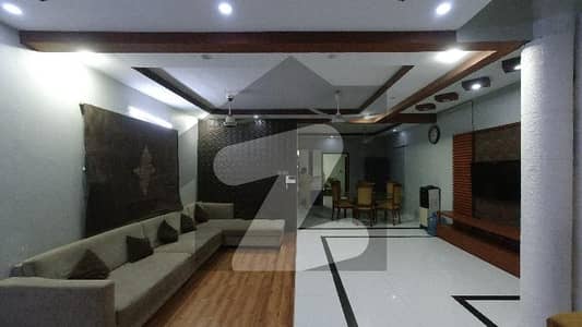 گلشنِ اقبال گلشنِ اقبال ٹاؤن,کراچی میں 4 کمروں کا 8 مرلہ مکان 6.0 کروڑ میں برائے فروخت۔