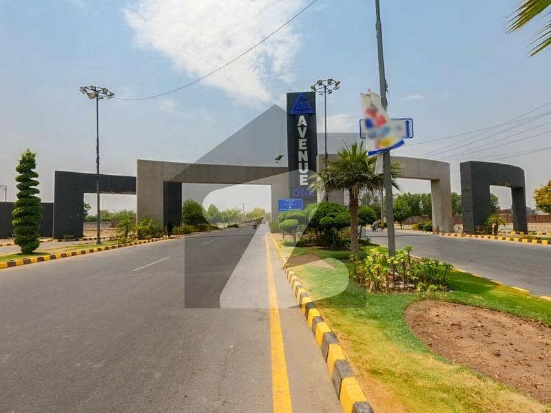 PRIME LOCATION 1 KANAL PLOT AVAILABLE FOR SALE