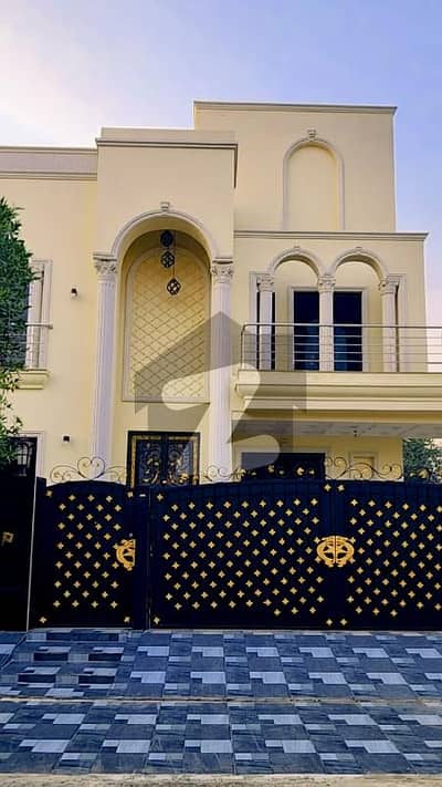 Ultra-Luxury 11 Marla Corner House for Sale in H Block, Bahria Town   Orchard Phase-02