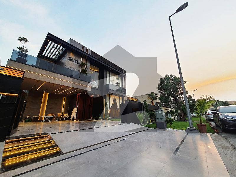 ڈی ایچ اے فیز 6 ڈیفنس (ڈی ایچ اے),لاہور میں 5 کمروں کا 1 کنال مکان 4.5 لاکھ میں کرایہ پر دستیاب ہے۔ ڈی ایچ اے فیز 6 ڈیفنس (ڈی ایچ اے),لاہور میں 5 کمروں کا 1 کنال مکان 4.5 لاکھ میں کرایہ پر دستیاب ہے۔