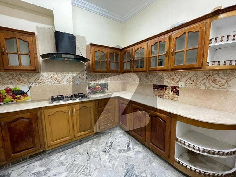 I-8 furnished Upper portion available for rent I-8 furnished Upper portion available for rent