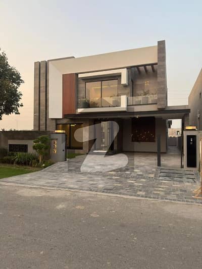 ڈی ایچ اے فیز 7 ڈیفنس (ڈی ایچ اے),لاہور میں 5 کمروں کا 1 کنال مکان 6.65 کروڑ میں برائے فروخت۔ ڈی ایچ اے فیز 7 ڈیفنس (ڈی ایچ اے),لاہور میں 5 کمروں کا 1 کنال مکان 6.65 کروڑ میں برائے فروخت۔