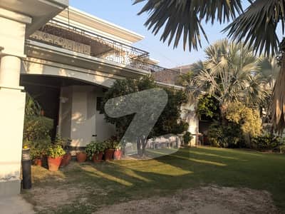 ڈی ایچ اے فیز 2 ڈیفنس (ڈی ایچ اے),لاہور میں 6 کمروں کا 2 کنال مکان 15.0 کروڑ میں برائے فروخت۔ ڈی ایچ اے فیز 2 ڈیفنس (ڈی ایچ اے),لاہور میں 6 کمروں کا 2 کنال مکان 15.0 کروڑ میں برائے فروخت۔