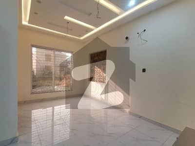 Prime Location 20 Marla Upper Portion For rent In Johar Town Phase 2 - Block G4 Lahore