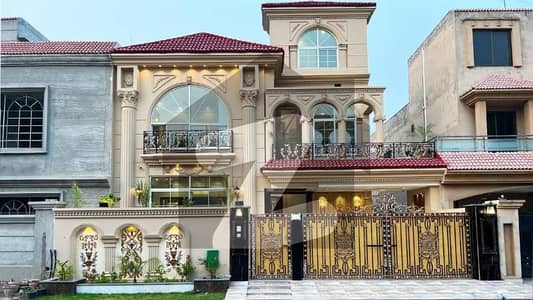 بحریہ ٹاؤن رفیع بلاک بحریہ ٹاؤن سیکٹر ای,بحریہ ٹاؤن,لاہور میں 5 کمروں کا 10 مرلہ مکان 2.98 کروڑ میں برائے فروخت۔ بحریہ ٹاؤن رفیع بلاک بحریہ ٹاؤن سیکٹر ای,بحریہ ٹاؤن,لاہور میں 5 کمروں کا 10 مرلہ مکان 2.98 کروڑ میں برائے فروخت۔