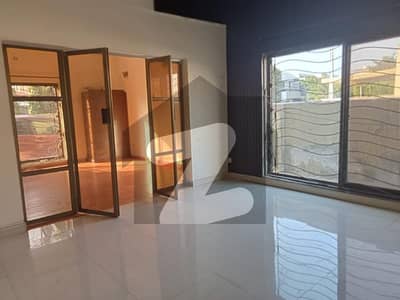 One bedroom available for rent  hundred percent original pics