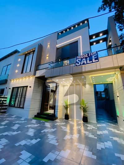 10 Marla Architect Designer House For Sale Hot Location 10 Marla Architect Designer House For Sale Hot Location