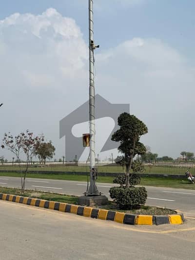 FOUR MARLA COMMERCIAL PLOT FOR SALE ON VERY REASONABLE PRICE FOUR MARLA COMMERCIAL PLOT FOR SALE ON VERY REASONABLE PRICE