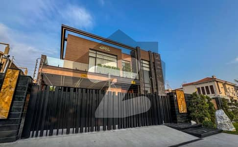 ڈی ایچ اے فیز 6 - بلاک کے فیز 6,ڈیفنس (ڈی ایچ اے),لاہور میں 6 کمروں کا 1 کنال مکان 8.5 کروڑ میں برائے فروخت۔