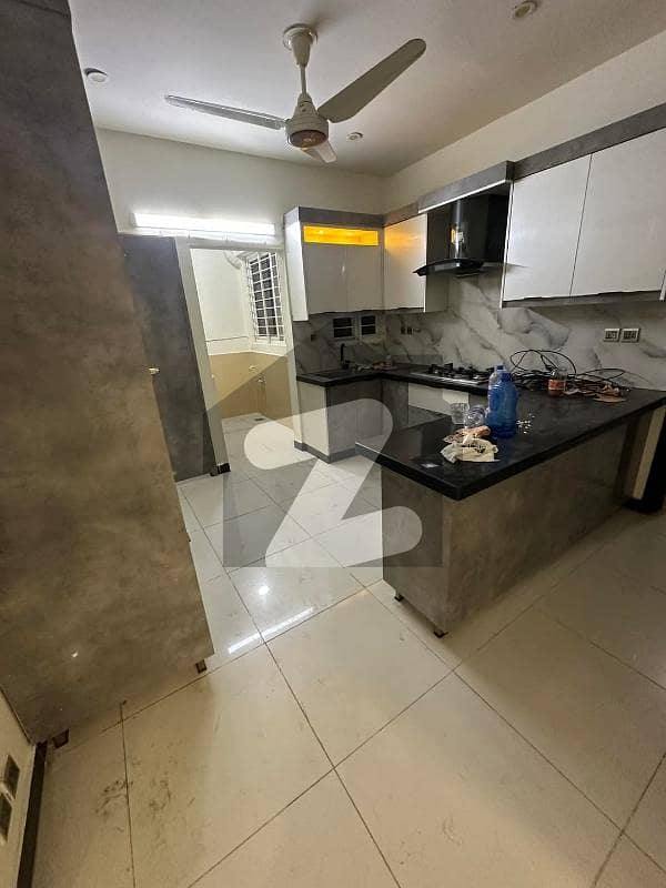 CLIFTON 2 BEDROOMS APARTMENT FOR SALE