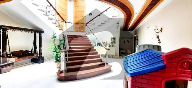 ڈی ایچ اے فیز 6 ڈی ایچ اے ڈیفینس,کراچی میں 6 کمروں کا 4 کنال مکان 50.0 کروڑ میں برائے فروخت۔