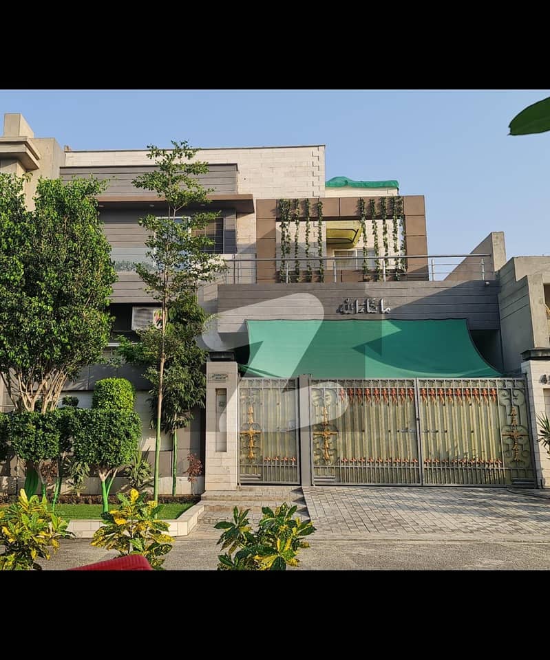 خیابانِ گارڈنز فیصل آباد میں 4 کمروں کا 8 مرلہ مکان 3.5 کروڑ میں برائے فروخت۔ خیابانِ گارڈنز فیصل آباد میں 4 کمروں کا 8 مرلہ مکان 3.5 کروڑ میں برائے فروخت۔