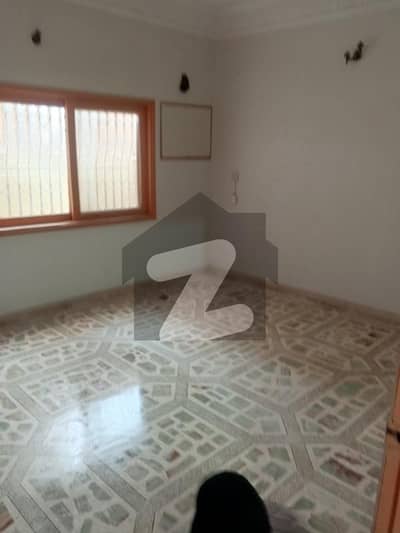 80 Yards Well Maintained Renovated G+3 Triple Storey 7 Bed Dd 3 Kitchen