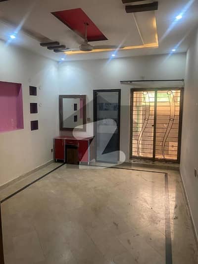 ایل ڈی اے ایوینیو ۔ بلاک جی ایل ڈی اے ایوینیو,لاہور میں 2 کمروں کا 10 مرلہ زیریں پورشن 47.0 ہزار میں کرایہ پر دستیاب ہے۔ ایل ڈی اے ایوینیو ۔ بلاک جی ایل ڈی اے ایوینیو,لاہور میں 2 کمروں کا 10 مرلہ زیریں پورشن 47.0 ہزار میں کرایہ پر دستیاب ہے۔