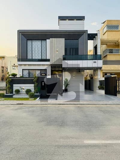 بحریہ ٹاؤن سیکٹر سی بحریہ ٹاؤن,لاہور میں 5 کمروں کا 10 مرلہ مکان 4.25 کروڑ میں برائے فروخت۔ بحریہ ٹاؤن سیکٹر سی بحریہ ٹاؤن,لاہور میں 5 کمروں کا 10 مرلہ مکان 4.25 کروڑ میں برائے فروخت۔