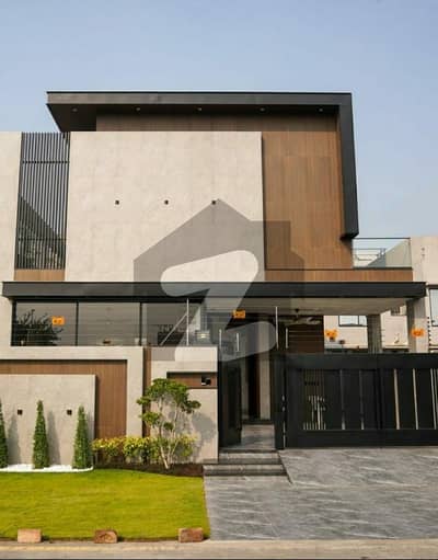 ideal Location 10 Marla Double Unit House For Sale in Z block DHA phase 3 Lahore ideal Location 10 Marla Double Unit House For Sale in Z block DHA phase 3 Lahore