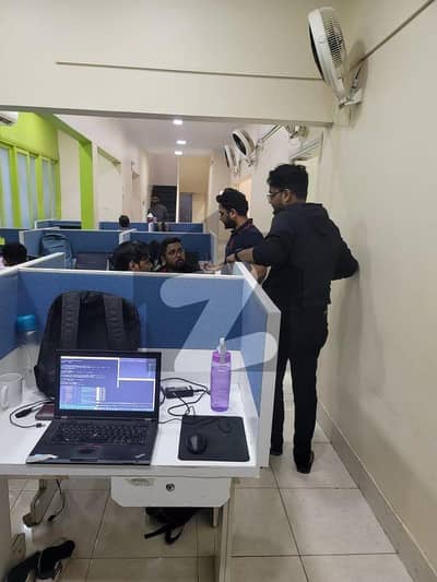 پی ای سی ایچ ایس جمشید ٹاؤن,کراچی میں 16 مرلہ دفتر 3.5 لاکھ میں کرایہ پر دستیاب ہے۔ پی ای سی ایچ ایس جمشید ٹاؤن,کراچی میں 16 مرلہ دفتر 3.5 لاکھ میں کرایہ پر دستیاب ہے۔