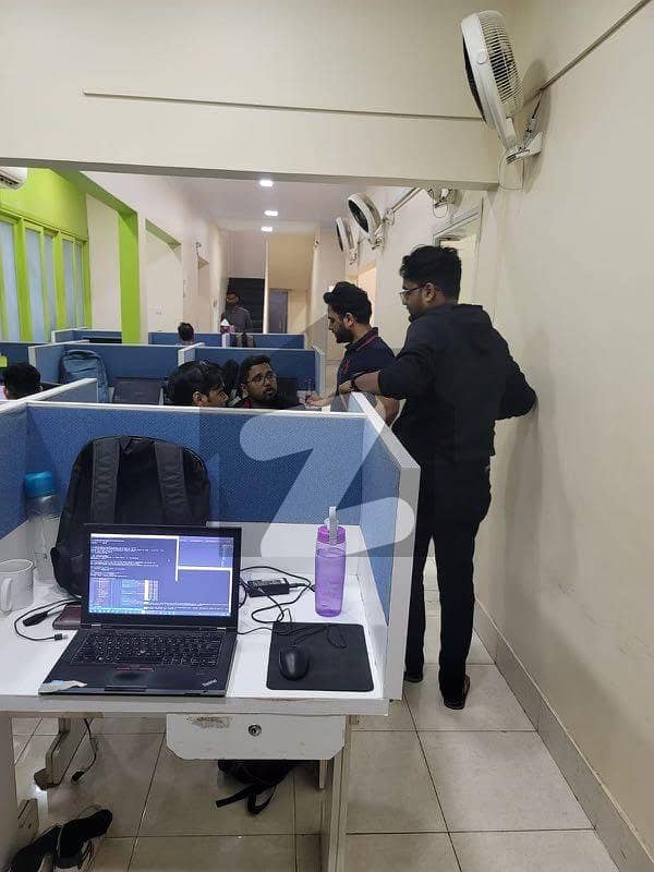 پی ای سی ایچ ایس جمشید ٹاؤن,کراچی میں 16 مرلہ دفتر 3.5 لاکھ میں کرایہ پر دستیاب ہے۔ پی ای سی ایچ ایس جمشید ٹاؤن,کراچی میں 16 مرلہ دفتر 3.5 لاکھ میں کرایہ پر دستیاب ہے۔