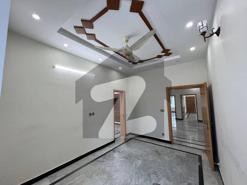 جی ۔ 13 اسلام آباد میں 5 کمروں کا 7 مرلہ مکان 4.9 کروڑ میں برائے فروخت۔ جی ۔ 13 اسلام آباد میں 5 کمروں کا 7 مرلہ مکان 4.9 کروڑ میں برائے فروخت۔