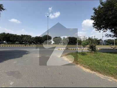 DHA PHASE 8 MAIN ROAD PLOT FOR SALE V BLOCK DHA PHASE 8 MAIN ROAD PLOT FOR SALE V BLOCK