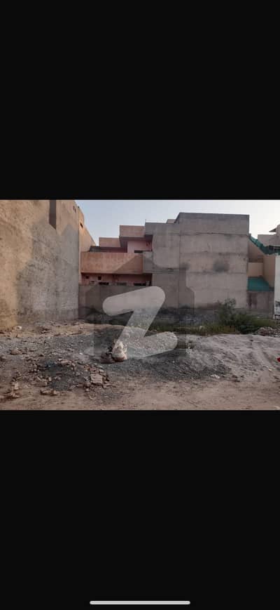 5.5 Marla plot Tarar block extension Defence garden near ChenOne & Mall of Sargodha