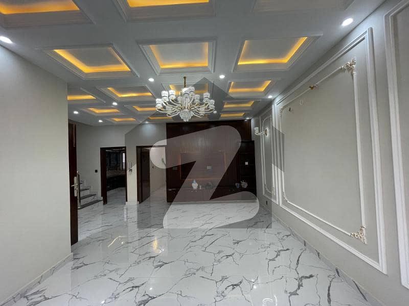 Best location near commercial Best location near commercial