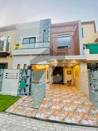 5 Marla Residential House For Sale In Rafi Block , Nearby Commercial Market, School, Mosque and Heath Care Canter 5 Marla Residential House For Sale In Rafi Block , Nearby Commercial Market, School, Mosque and Heath Care Canter