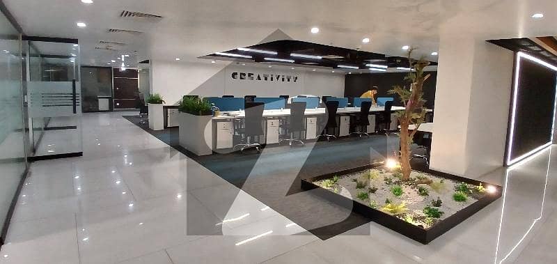 کلفٹن کراچی میں 2 کنال دفتر 22.5 لاکھ میں کرایہ پر دستیاب ہے۔