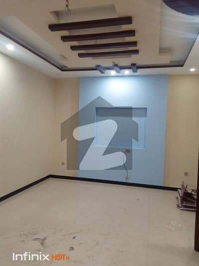 علی پارک کینٹ,لاہور میں 4 کمروں کا 4 مرلہ مکان 1.7 کروڑ میں برائے فروخت۔