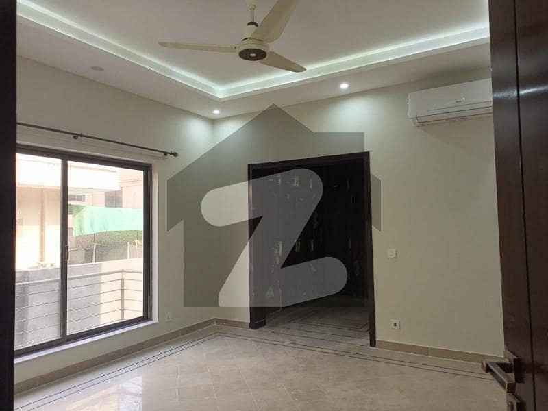 ایف ۔ 10 اسلام آباد میں 7 کمروں کا 1 کنال مکان 5.25 لاکھ میں کرایہ پر دستیاب ہے۔ ایف ۔ 10 اسلام آباد میں 7 کمروں کا 1 کنال مکان 5.25 لاکھ میں کرایہ پر دستیاب ہے۔