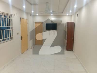 ڈیوس روڈ لاہور میں 1 کمرے کا 2 مرلہ فلیٹ 35.0 ہزار میں کرایہ پر دستیاب ہے۔