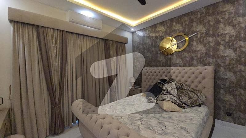 ڈی ایچ اے فیز 8 ڈی ایچ اے ڈیفینس,کراچی میں 3 کمروں کا 4 مرلہ مکان 5.5 کروڑ میں برائے فروخت۔ ڈی ایچ اے فیز 8 ڈی ایچ اے ڈیفینس,کراچی میں 3 کمروں کا 4 مرلہ مکان 5.5 کروڑ میں برائے فروخت۔