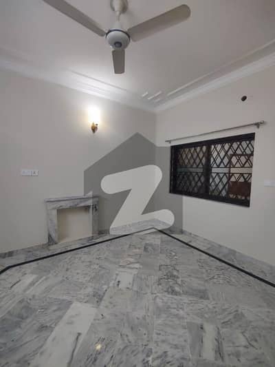 G-9/4 Upper Portion 3Bed 3bath DD TV Lounge