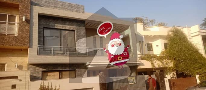 Brand new House available on investor Rate in Bahria Town.