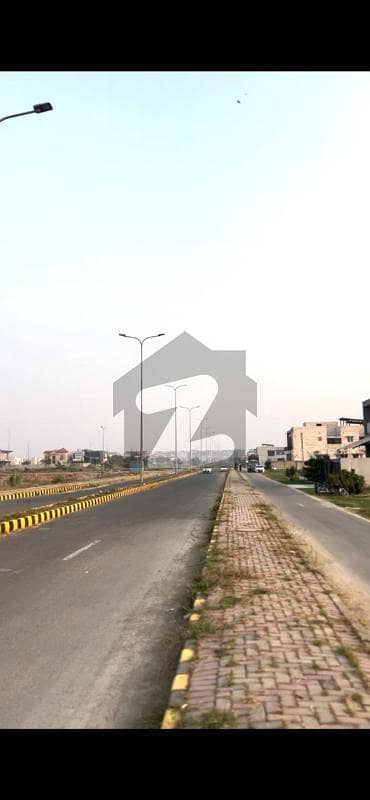 2 Kanal Pairs For Sale in DHA Phase 8 Sector v 2 Kanal Pairs For Sale in DHA Phase 8 Sector v