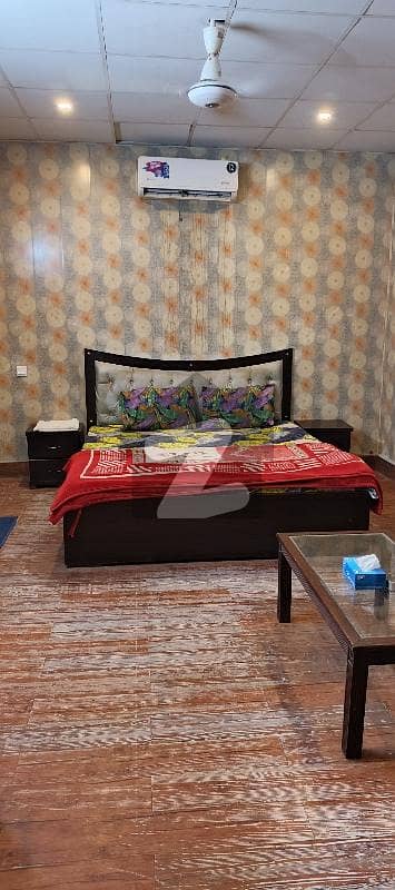 ڈی ایچ اے فیز 2 ڈی ایچ اے ڈیفینس,کراچی میں 7 کمروں کا 2 کنال مکان 17.5 کروڑ میں برائے فروخت۔