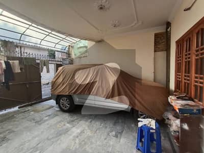 کاغان کالونی ایبٹ آباد میں 4 کمروں کا 12 مرلہ زیریں پورشن 37.0 ہزار میں کرایہ پر دستیاب ہے۔