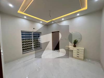 Luxurious 10 Marla House for Sale in Wapda City Faisalabad A Perfect Blend of Comfort and Style Luxurious 10 Marla House for Sale in Wapda City Faisalabad A Perfect Blend of Comfort and Style