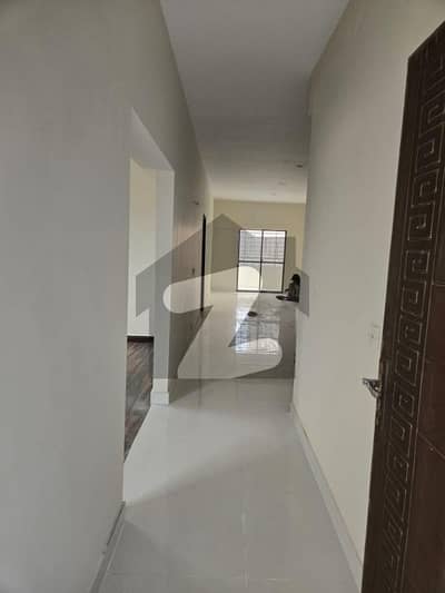 Burj Ul Harmain Flat