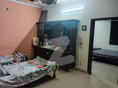 جوہر ٹاؤن فیز 2 جوہر ٹاؤن,لاہور میں 1 کمرے کا 5 مرلہ زیریں پورشن 45.0 ہزار میں کرایہ پر دستیاب ہے۔