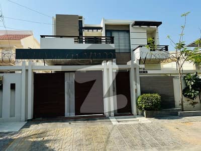 ڈی ایچ اے فیز 5 ڈی ایچ اے ڈیفینس,کراچی میں 5 کمروں کا 1 کنال مکان 16.0 کروڑ میں برائے فروخت۔