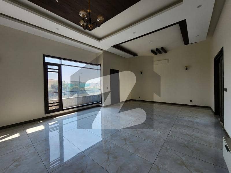 ڈی ایچ اے فیز 4 ڈی ایچ اے ڈیفینس,کراچی میں 6 کمروں کا 1 کنال مکان 10.5 کروڑ میں برائے فروخت۔ ڈی ایچ اے فیز 4 ڈی ایچ اے ڈیفینس,کراچی میں 6 کمروں کا 1 کنال مکان 10.5 کروڑ میں برائے فروخت۔