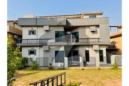 23 Marla Triple-Storey Fully Furnished Designer House
