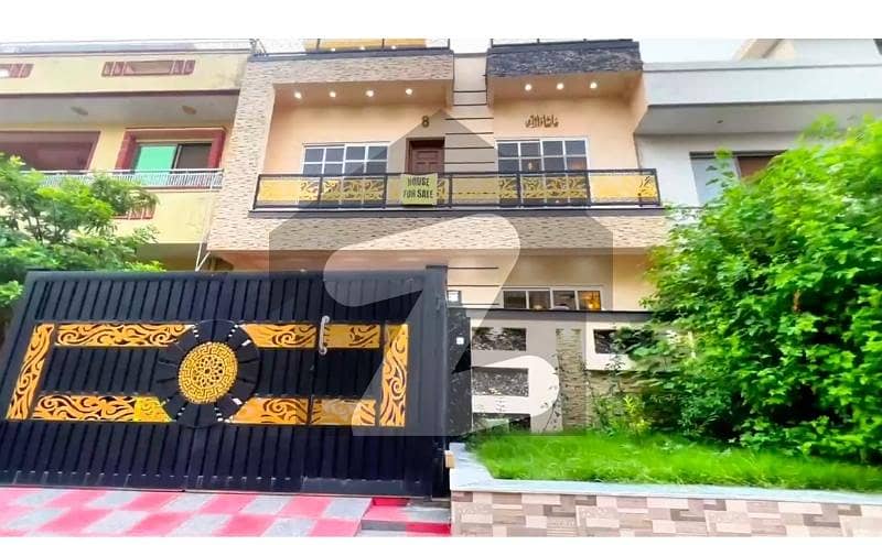 جی ۔ 13/1 جی ۔ 13,اسلام آباد میں 4 کمروں کا 4 مرلہ مکان 4.1 کروڑ میں برائے فروخت۔