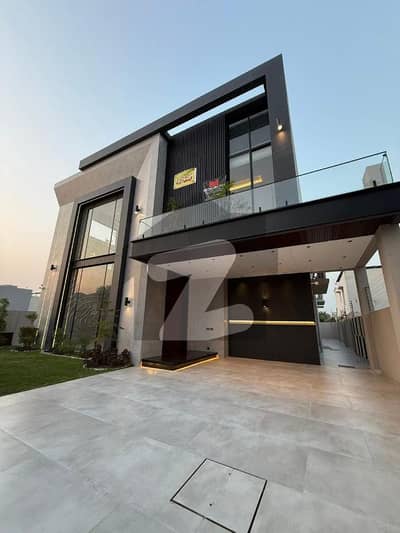 ڈی ایچ اے فیز 7 ڈیفنس (ڈی ایچ اے),لاہور میں 5 کمروں کا 1 کنال مکان 9.95 کروڑ میں برائے فروخت۔ ڈی ایچ اے فیز 7 ڈیفنس (ڈی ایچ اے),لاہور میں 5 کمروں کا 1 کنال مکان 9.95 کروڑ میں برائے فروخت۔