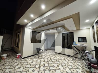 بحریہ ٹاؤن فیز 8 ۔ ابو بکر بلاک بحریہ ٹاؤن فیز 8 ۔ سفاری ویلی,بحریہ ٹاؤن فیز 8,بحریہ ٹاؤن راولپنڈی,راولپنڈی میں 5 کمروں کا 7 مرلہ مکان 2.85 کروڑ میں برائے فروخت۔ بحریہ ٹاؤن فیز 8 ۔ ابو بکر بلاک بحریہ ٹاؤن فیز 8 ۔ سفاری ویلی,بحریہ ٹاؤن فیز 8,بحریہ ٹاؤن راولپنڈی,راولپنڈی میں 5 کمروں کا 7 مرلہ مکان 2.85 کروڑ میں برائے فروخت۔