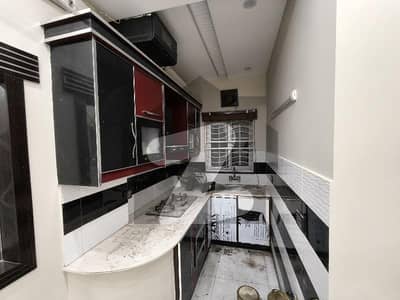 بحریہ ٹاؤن ۔ بلاک اے اے بحریہ ٹاؤن سیکٹرڈی,بحریہ ٹاؤن,لاہور میں 1 کمرے کا 3 مرلہ فلیٹ 35.0 ہزار میں کرایہ پر دستیاب ہے۔ بحریہ ٹاؤن ۔ بلاک اے اے بحریہ ٹاؤن سیکٹرڈی,بحریہ ٹاؤن,لاہور میں 1 کمرے کا 3 مرلہ فلیٹ 35.0 ہزار میں کرایہ پر دستیاب ہے۔