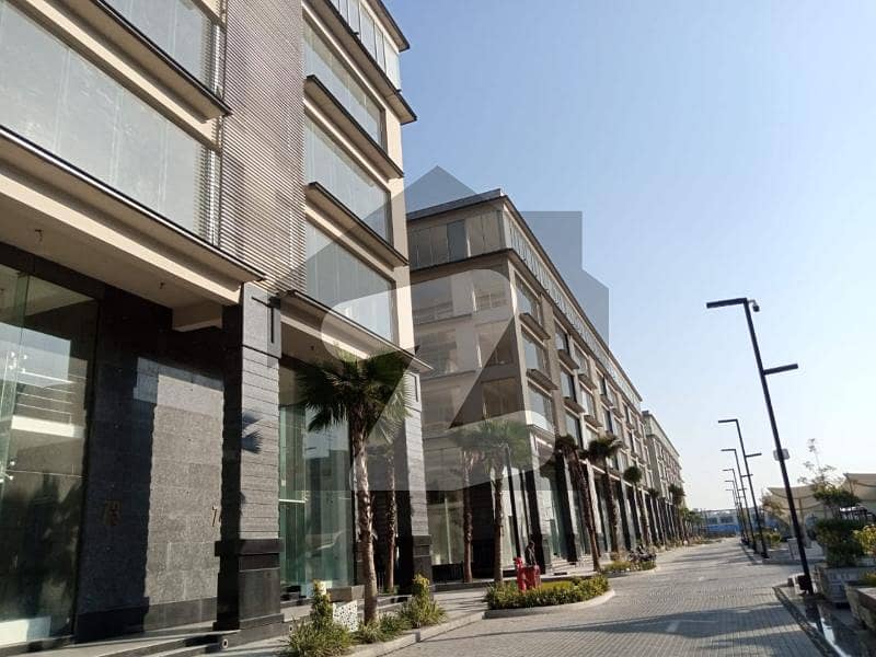 8 MARLA SECOND FLOOR AVAILABLE FOR RENT 8 MARLA SECOND FLOOR AVAILABLE FOR RENT